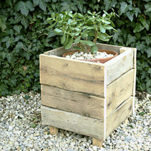 Bac en bois rustique