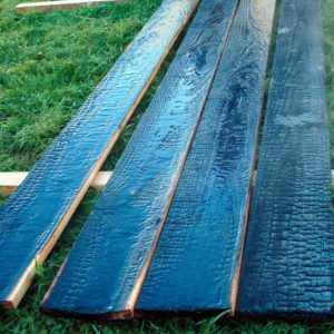 DIY : Comment créer soi-même son bardage <br>en bois brûlé ?