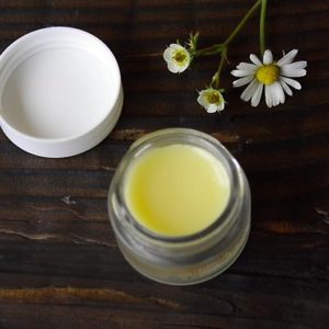 Recette : Le baume à lèvres réparateur au miel