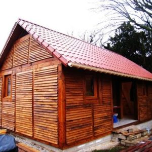 Palettes : La maisonnette des bâtisseurs Emmaüs
