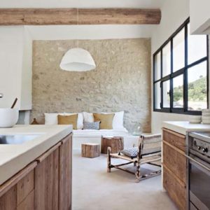 Inspiration : Un salon cuisine en chêne upcyclé