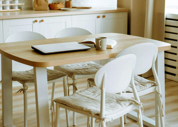 cuisine table et chaises