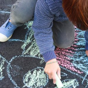 Activité : Fabriquer des craies géantes