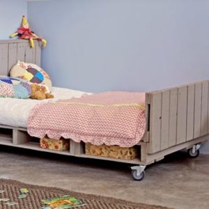 Lit enfant en palette