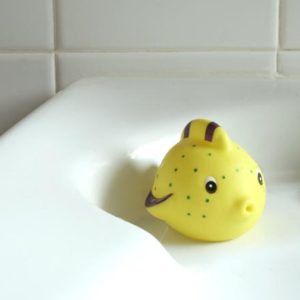 Poudre à l&rsquo;argile pour la salle de bain