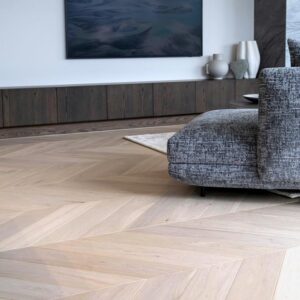 Comment choisir son parquet en bois ? Le guide par essences, finitions et pièces