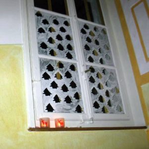 Noël : Décoration de fenêtre avec du blanc de Meudon