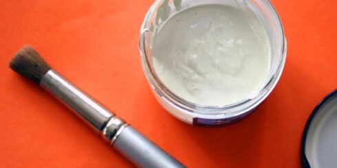 Recette : Faire soi-même <br>sa peinture pour pochoir