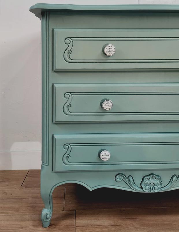 peinture de lait meuble