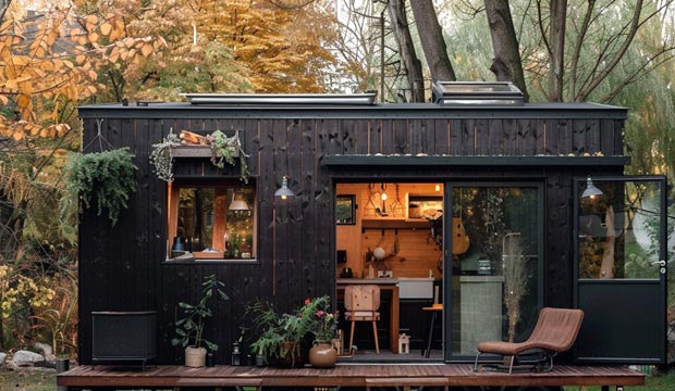 tiny house bois brûlé