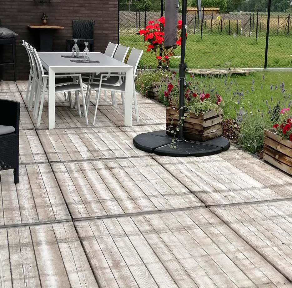 Canapé en palettes de bois : une tendance cosy et pratique