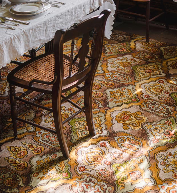 tapis ancien salon
