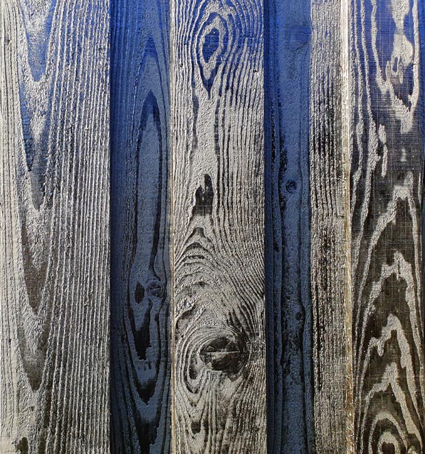 peinture goudron noir bardage